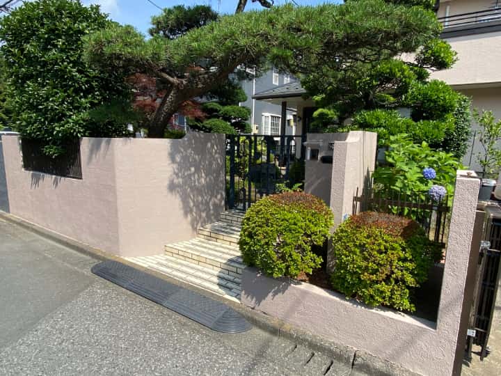 施工完了時の様子|CHIKAZAWA|所沢市、狭山市、川越市、東村山市の地域密着型施工会社|外壁工事、屋根工事、塗装工事、雨樋工事、内装工事を中心とした施工が得意な職人集団です!所沢市、狭山市、川越市、東村山市のお客様とお客様の住まいについて一緒に考えるアットホームな施工会社です。
