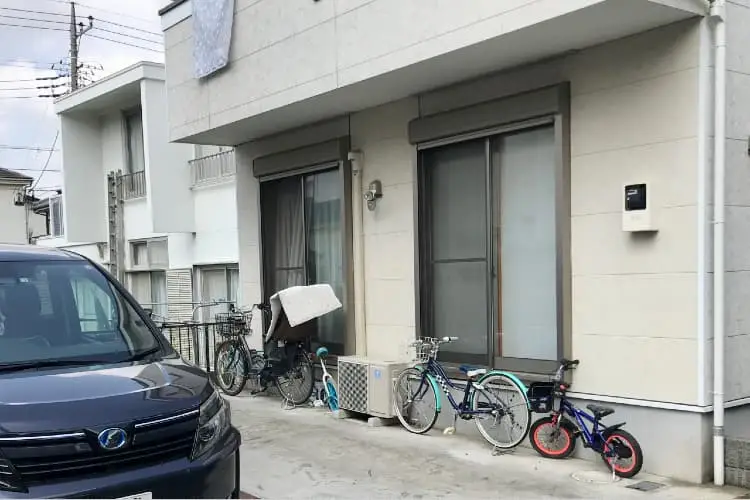 所沢市｜外壁塗装工事の費用相場、費用を左右する塗装の種類、施工事例やお客様の声05|外壁塗装工事｜CHIKAZAWA｜所沢市、狭山市、川越市、東村山市の地域密着型施工会社｜外壁工事、屋根工事、塗装工事、雨樋工事、内装工事を中心とした施工が得意な職人集団です！所沢市、狭山市、川越市、東村山市のお客様とお客様の住まいについて一緒に考えるアットホームな施工会社です。