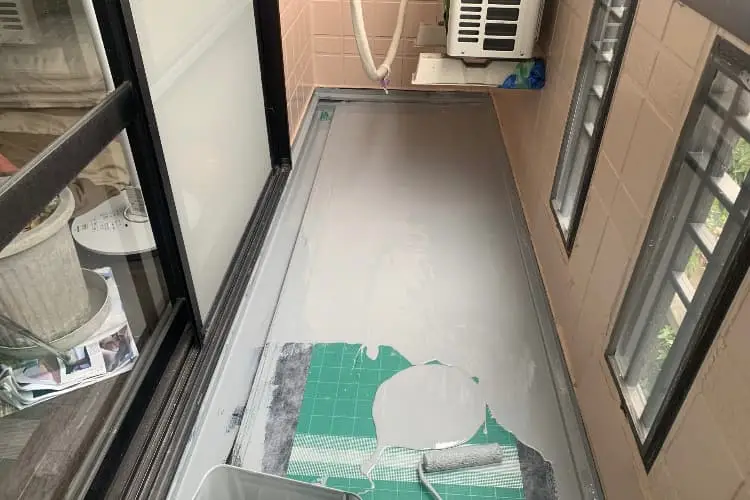 ベランダ・屋上防水工事にかかる費用相場や補助金01|立川市|東京都|防水工事|雨漏り工事|外壁塗装工事|外壁修理工事|屋根塗装工事|外壁工事|屋根工事|CHIKAZAWA|所沢市、狭山市、川越市、立川市の地域密着型施工会社|外壁工事、屋根工事、塗装工事、雨樋工事、内装工事を中心とした施工が得意な職人集団です!所沢市、狭山市、川越市、立川市のお客様とお客様の住まいについて一緒に考えるアットホームな施工会社です。